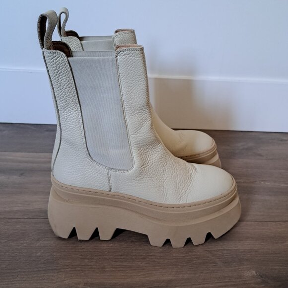 l'intervalle Wolfe Off White Leather Lug-sole/Platform Boots (Size EU 41/US 10) - Picture 2 of 4